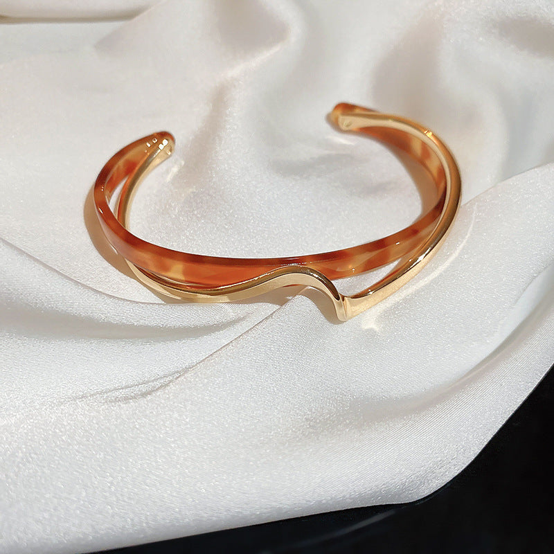 Metal White Shellfish Plate Bracelet For Women