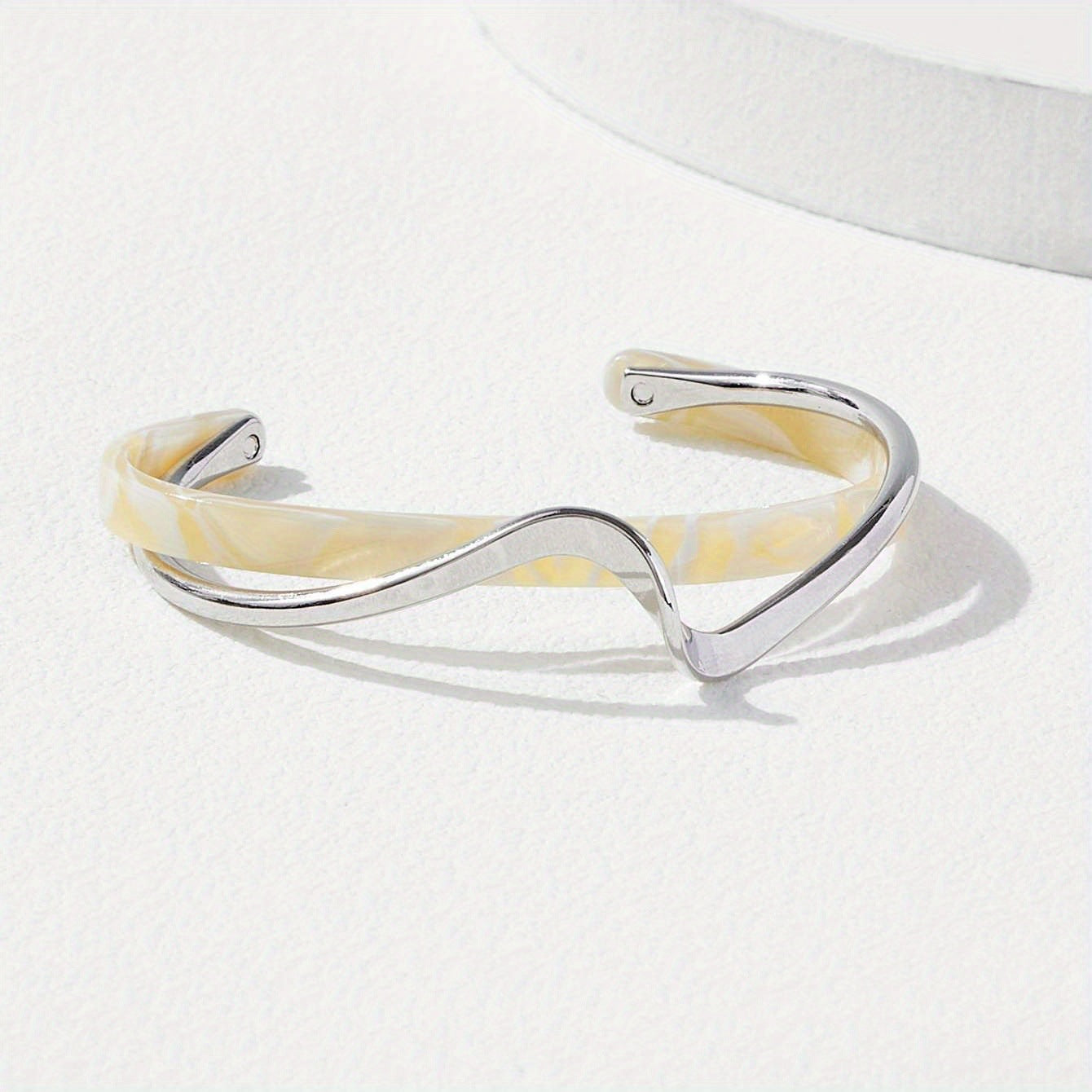 Metal White Shellfish Plate Bracelet For Women