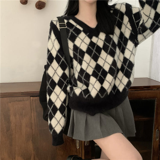 Women's Niche Top Retro Japanese V-neck Plaid Sweater